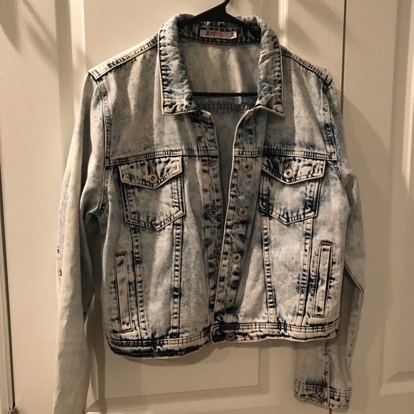 Jackets & Blazers - Acid wash Denim Jacket